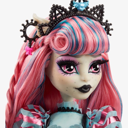 Babe Wake Up New Skullectors Doll Just Dropped