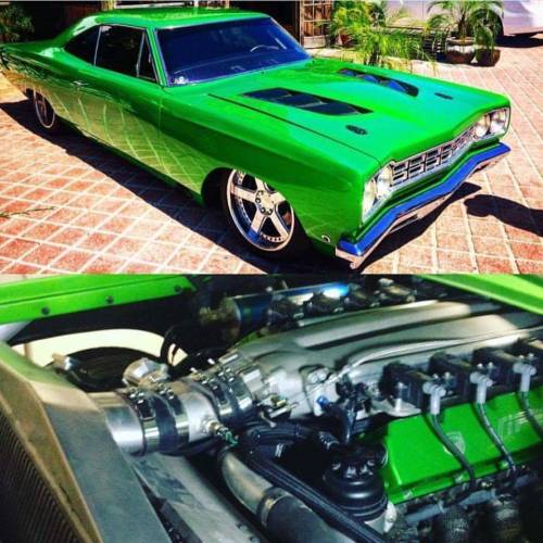 onlymusclewilldo:  Plymouth roadrunner viper v10 twin turbo