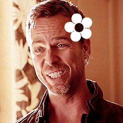 j2asndh:  alwaystherobin:  flowerboys (ﾉ◕ヮ◕)ﾉ*:･ﾟ✿   I can’t stand
