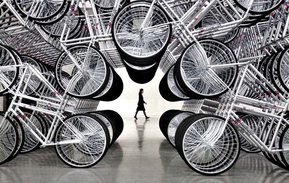 actegratuit:  Forever Bicycles, 2003 (W il giro d’Italia!) Ai Weiwei 