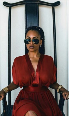 realjacksoncohen:  Melyssa Ford sexy in red!!!
