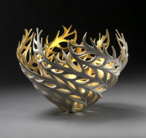 amartmarketing: Amazing ceramic piece by Jennifer McCurdy