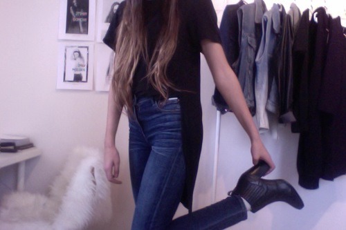 paleyonce:  pale-humans:  toxens:   pale   Pale Blog | Pale Humans  ✿pale please✿