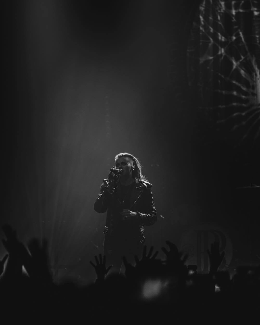 lynngvnn:  NYC. Photo: @mattyvogel 