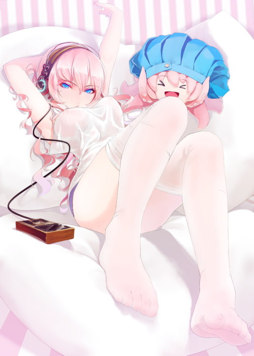 tacticalsalad:  Relaxing Time! | okingjo [pixiv]