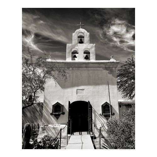 Mortuorio. Nubes.At the Mission San Xavier del Bac on the Tohono O'odham Nation San X