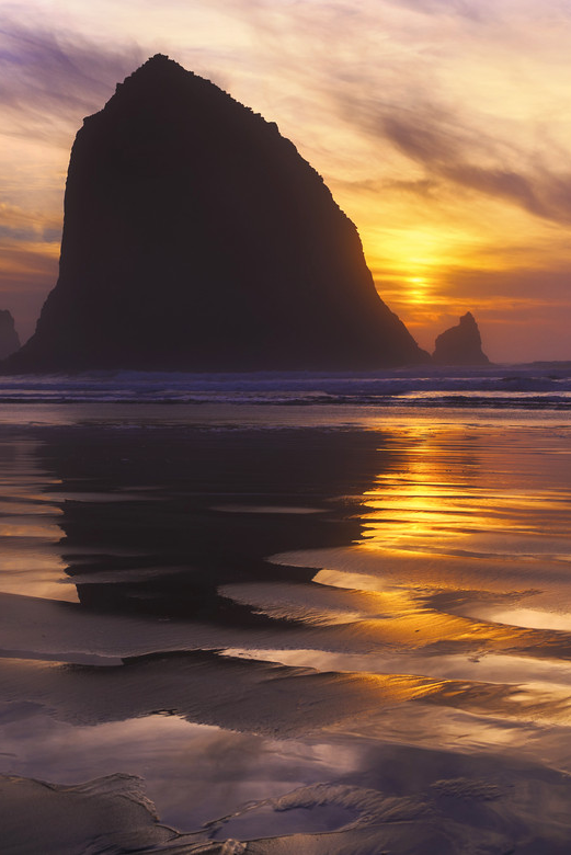 sundxwn:  Cannon Sunset by Kevin Kim 
