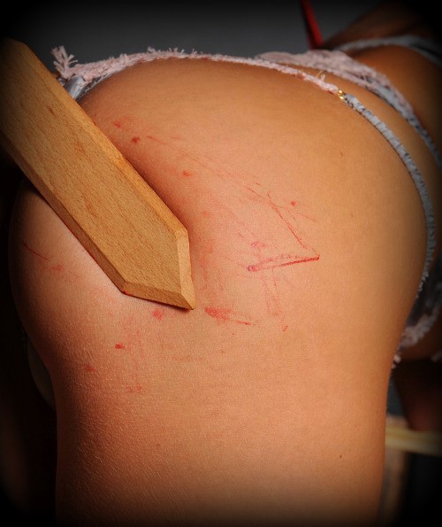 sexyspanking-floss:Spank caning and ass spanking photos