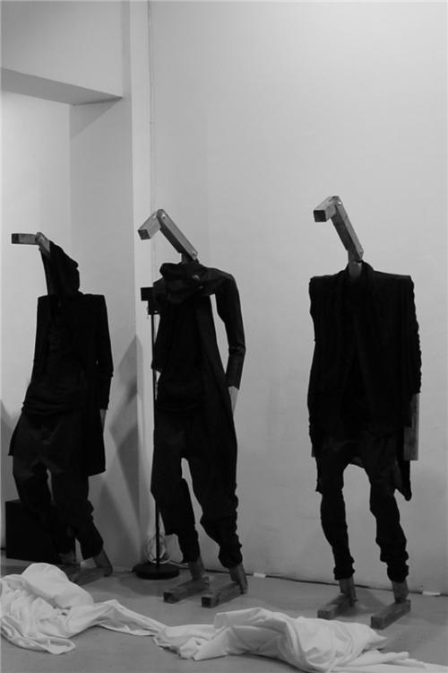 These mannequins from Boris Bidjan Saberi&rsquo;s Autumn/Winter 2010 show completely stole my attent