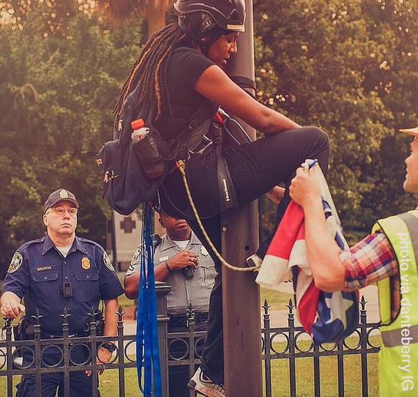 lejacquelope:  Bree Newsome takes down the Confederate flag in Charleston, South