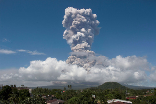 Eruptions of MayonMount Mayon in the Philippines is a spectacular mountain, with the beautiful volca