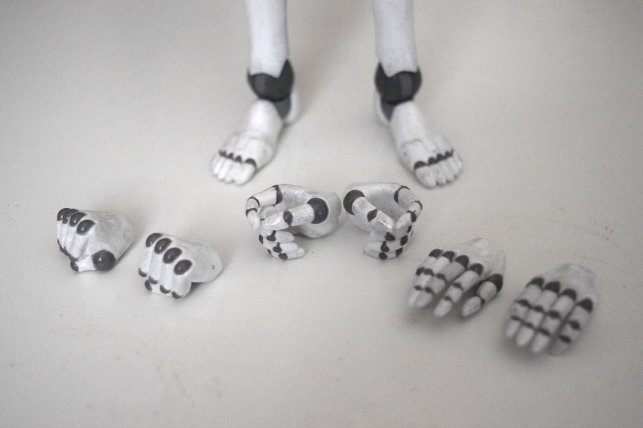 1000Toys 1/6 Synthetic Human Review