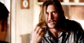 be kind. — GREYSTON HOLT IN BITTEN EPISODE 3X01 In this gif...