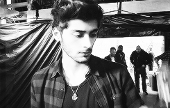 zaynsharold:  Zayn Malik → You &amp; I Fragrance Backstage Video [x] 