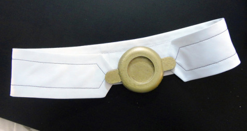 Belt progress for Silica (OS ver.)The shell of the belt was white matte satin with interfacing backi