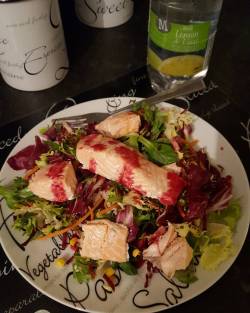 Steamed salmon salad with a beetroot and