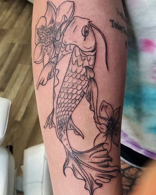 <p>Koi fish with flowers for Halley done tonight.   Thanks for hanging out with me today! <br/>
.<br/>
#ladytattooer #thephoenix #copperphoenix #shelbyvilleindiana #indianapolistattoo #indylocal #do317 #indytattoo #circlecity #waverlycolorco #industryinks #yournewfavoriteink #eztattooing #wearesorrymom #stigmarotary #koi #fish #blackandgray #blackandgrey  (at Shelbyville, Indiana)<br/>
<a href="https://www.instagram.com/p/COt96D7rRj0/?igshid=14fbd0jhbr3m5">https://www.instagram.com/p/COt96D7rRj0/?igshid=14fbd0jhbr3m5</a></p>