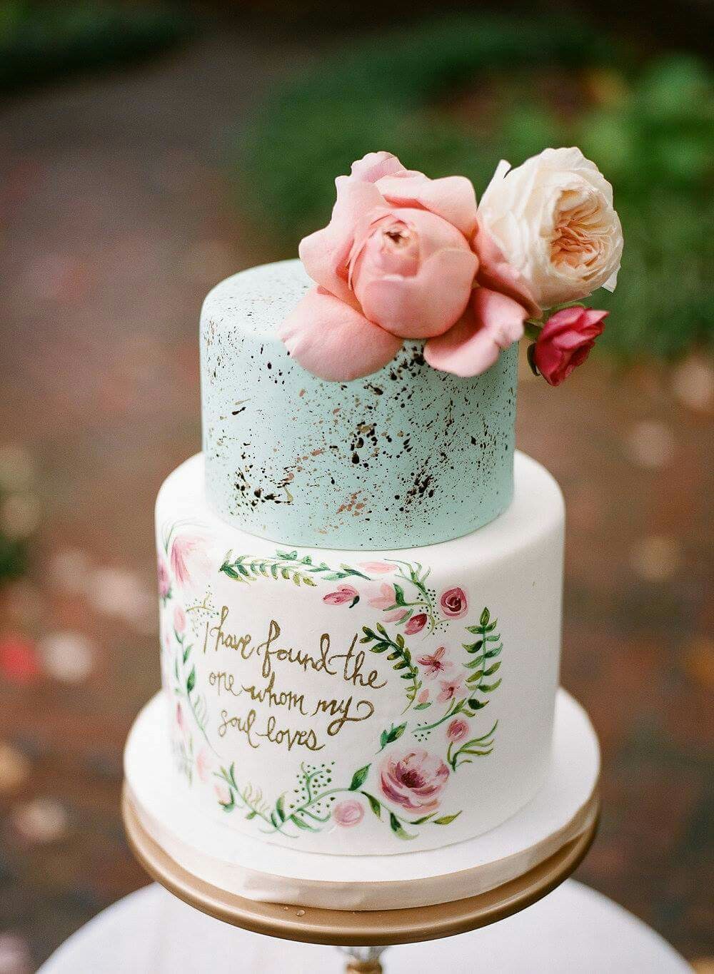 weddinginspirasi:
“Another pretty cake for the day~~
”