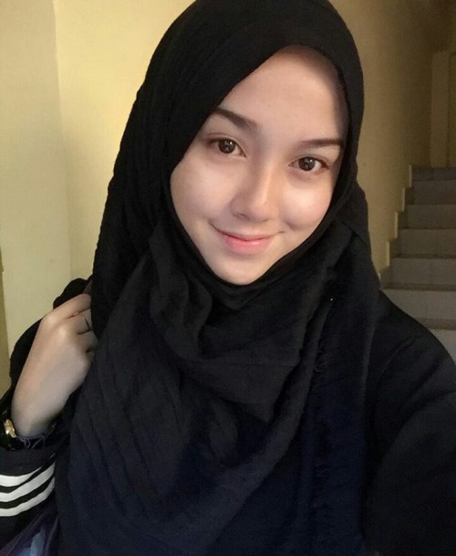 Porn photo isterimutatapanku:  hans88ice:  Mak Ai lawa