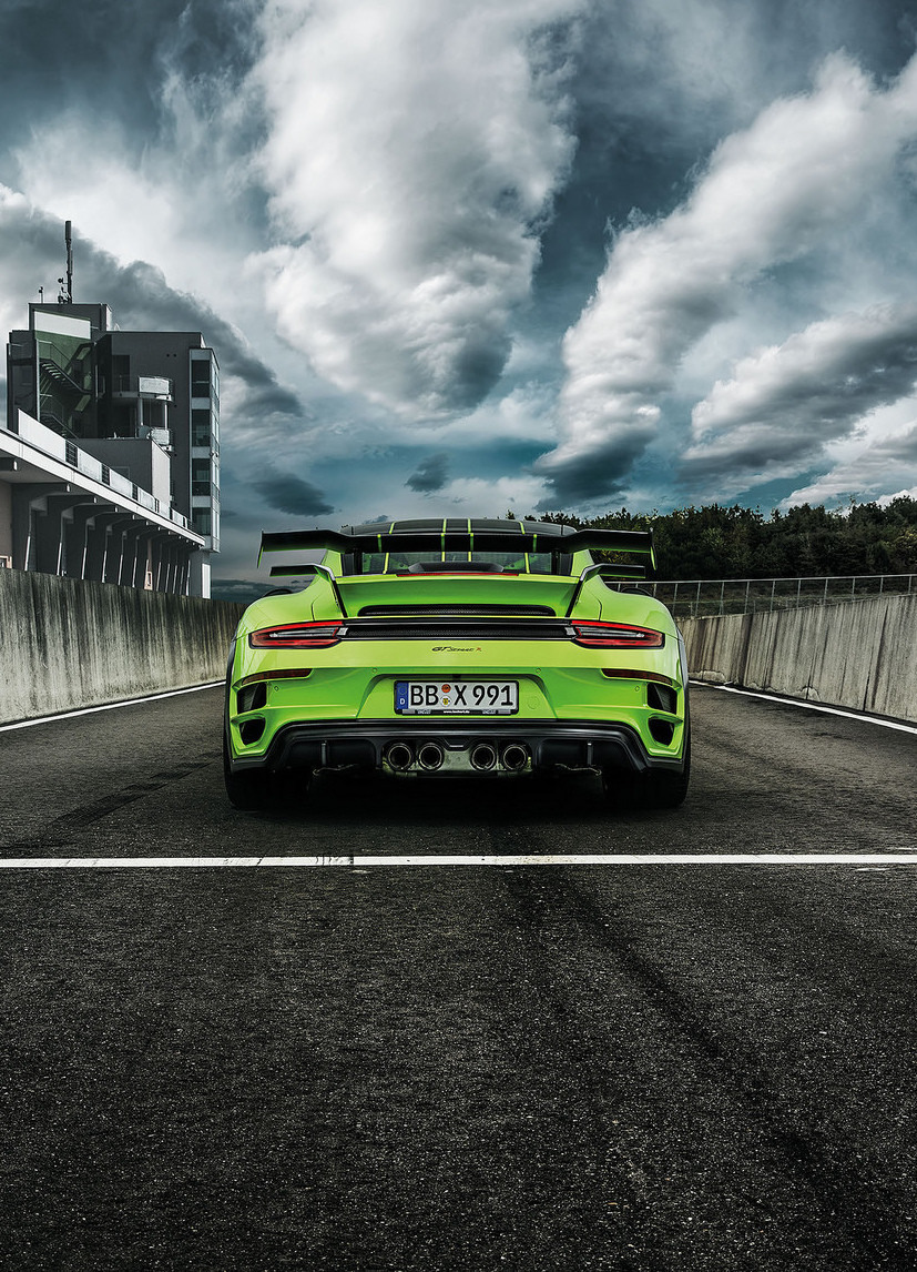 draftthemes:  TECHART GT Street R | © | Hümbluz   Explore Our Free Tumblr Themes!