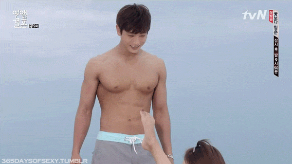 365daysofsexy: OMG JINWOON UNF 