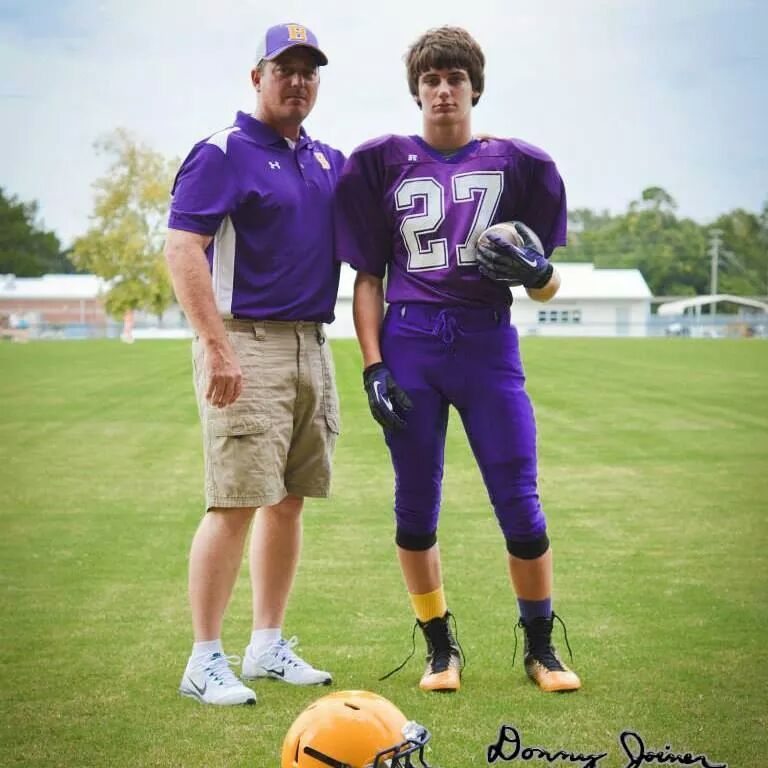 nextgenboy:  This is the life you wanted, bro. You wanted this jersey. Those pants.