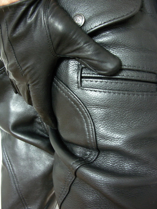 bootsprivate:  i love close ups of leather and rubber these are the kind of photos that i will one day get printed out and will hang on my wall there masculine and artistic while remaining sexy 