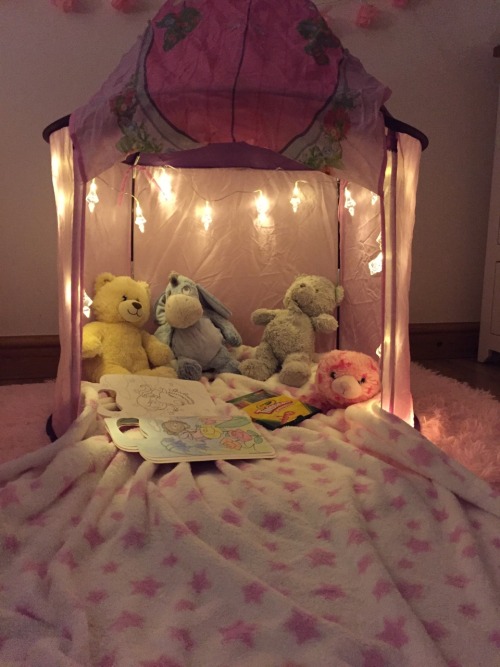 tinkerbellslut:I made my own little heaven 💕 Don’t interact if you’re under 18 or support minors in kink!!!!!!!!