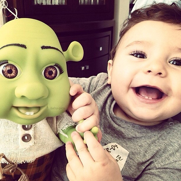 awesome-picz:  Babies Who Look Just Like Their Toy Dolls 