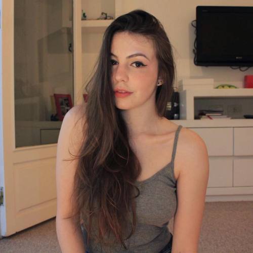 http://streetgrl.tumblr.com/post/154781838777