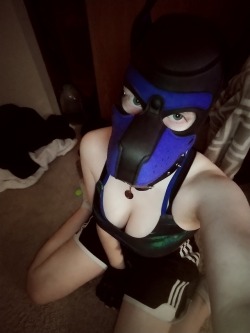 Love supporting women in human pup play.