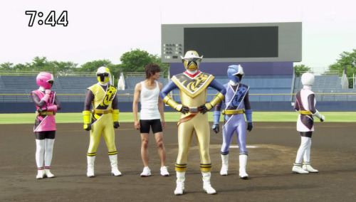 Shuriken Sentai Ninninger: Episode 21!Ah, &ldquo;a baseball kid&rdquo; kind of the story. I&