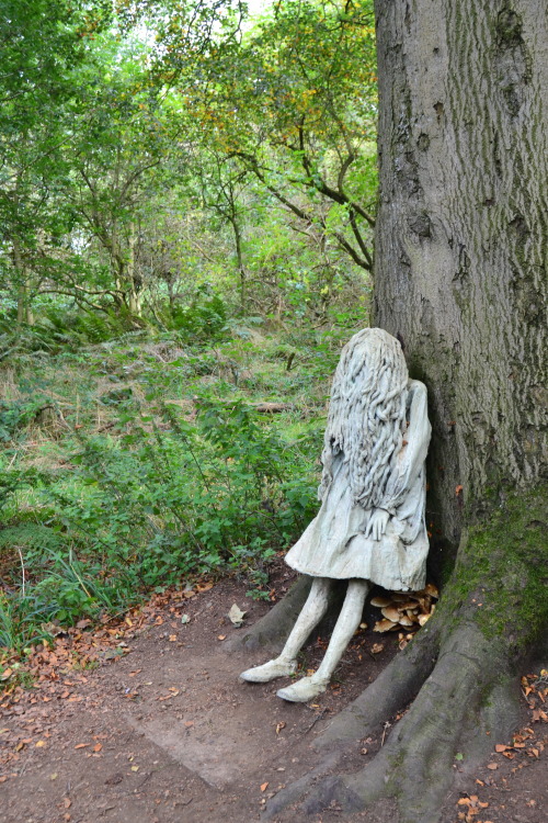 Weeping Girls - Laura Ford Jupiter Artland, Edinburgh