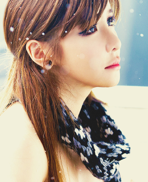 7/∞ pictures of Bom