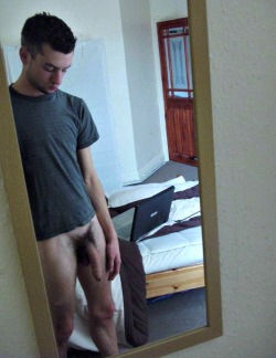 hotnekkidboiz.tumblr.com post 59373017186