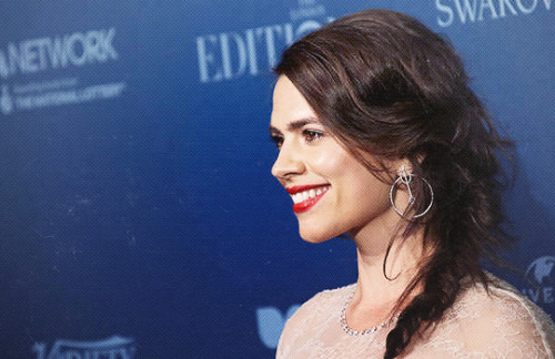 infinitypeggys:hayley atwell @ the british independent film awards red carpet 