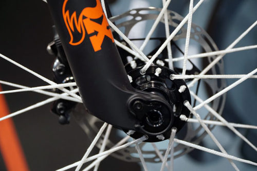 strange-measure: FRM weaves Dyneema frame, spokes & rims into an ultralight full suspension moun