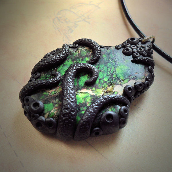 cthulhu-jewellery:  My tentacled agate and labradorite necklaces http://www.cthulhujewellery.com