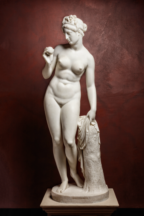 greekromangods - Venus with the Apple1813–1816Bertel Thorvaldsen...