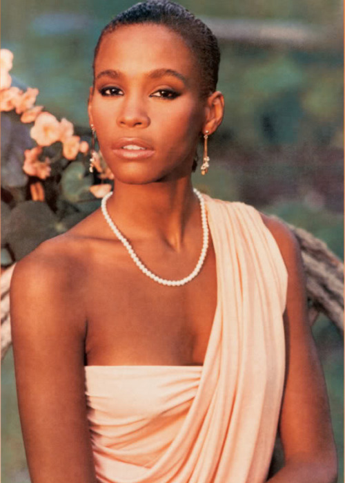 vintagewoc: Whitney Houston (1985)