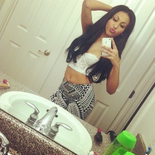 shesbombb:  http://therealleaah.tumblr.com/ adult photos