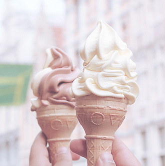 cinnahearts:  ice cream | 1 2 3 4 5 6 7 8 9        