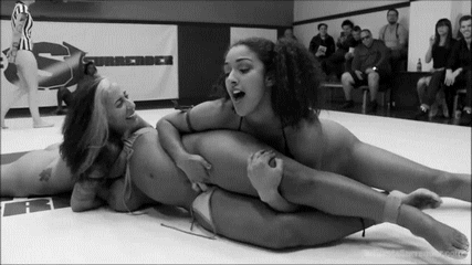 catfightfan:  For the April tag match it’s team Grappler (Daisy Ducati and  Andre