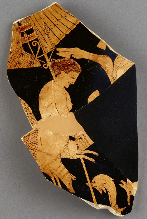 didoofcarthage: Fragment from a red-figure bell-krater with Scylla, by the Black Fury Group. Fr