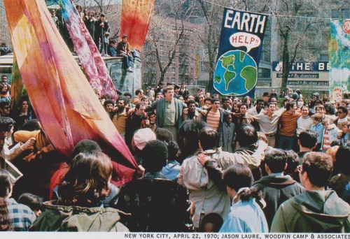 retrospectia:  Earth Day 1970, New York City. National Geographic.