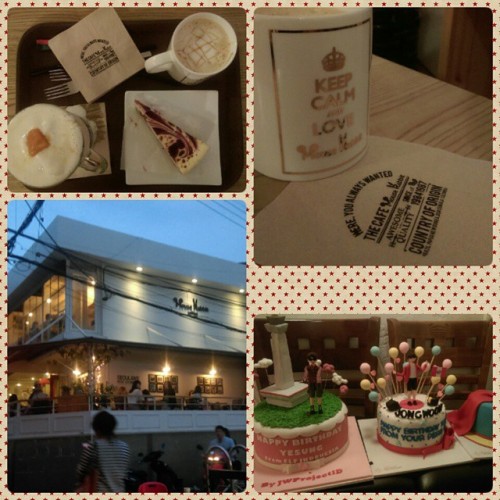 #mouserabbitcafe #coffee #caramelmacchiato #bluberrycheesecake #mangoyogurt #seoul #korea2015 (at Mo