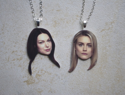 shopbenji:  Alex and Piper friendship necklaces porn pictures