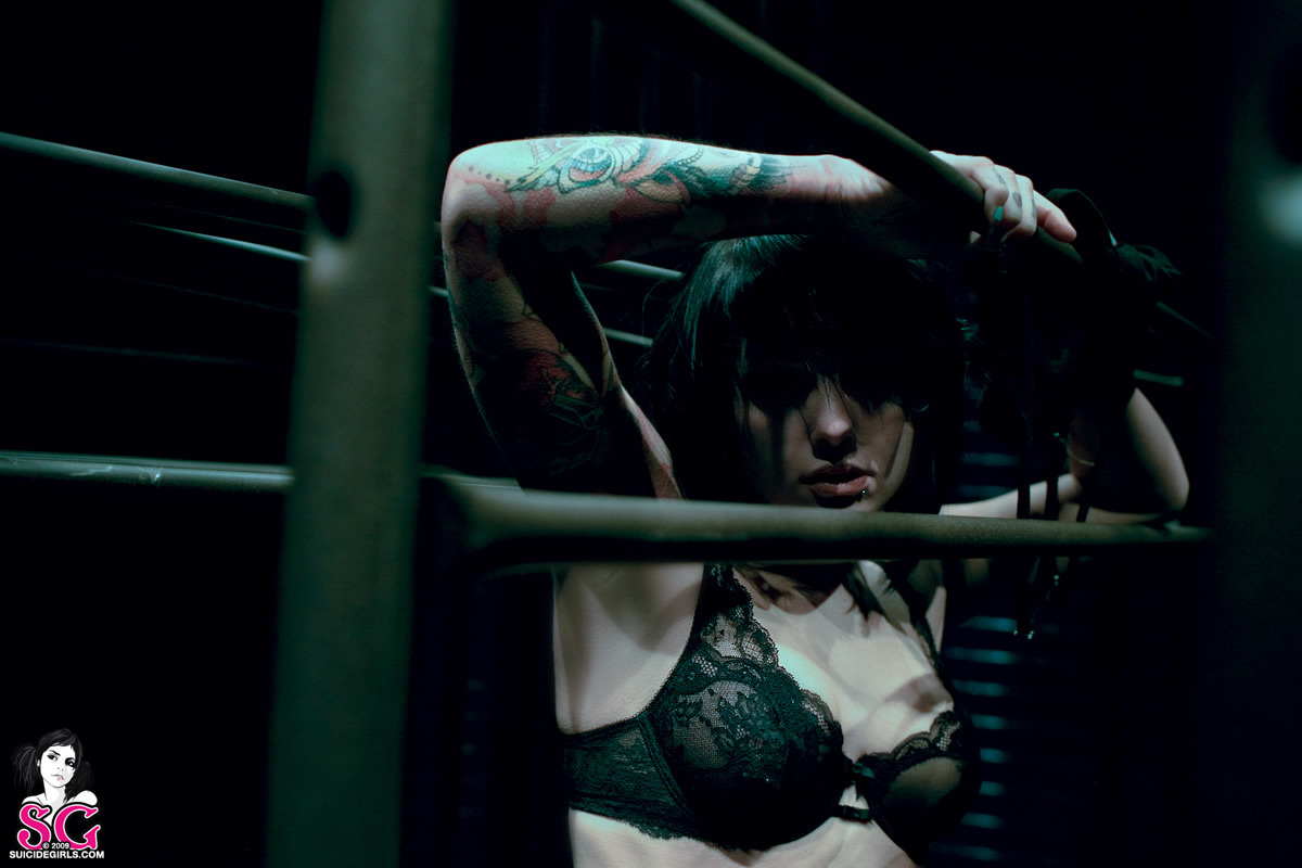  Radeo Suicide Prisoner 
