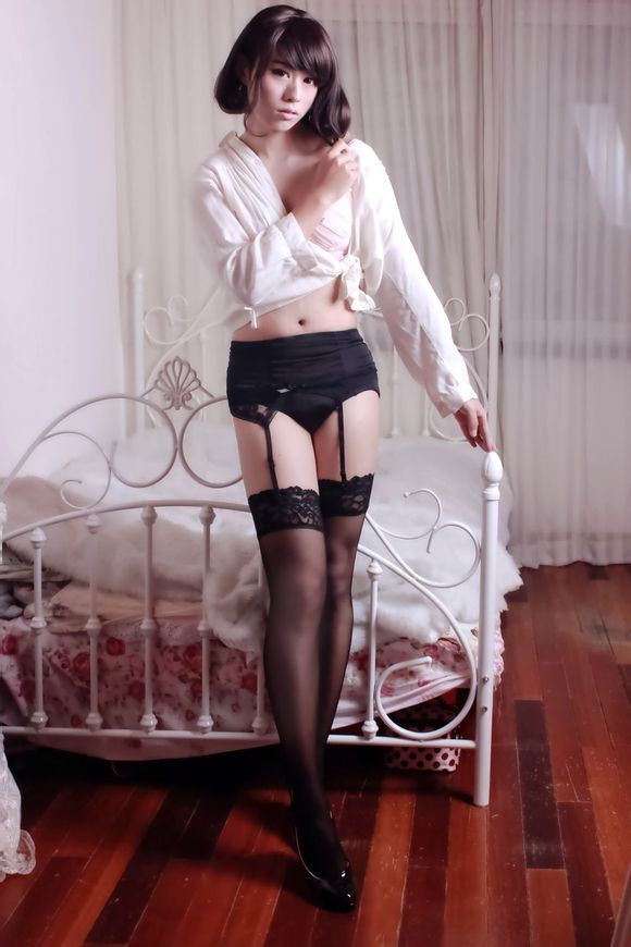Crossdressers? Yes!