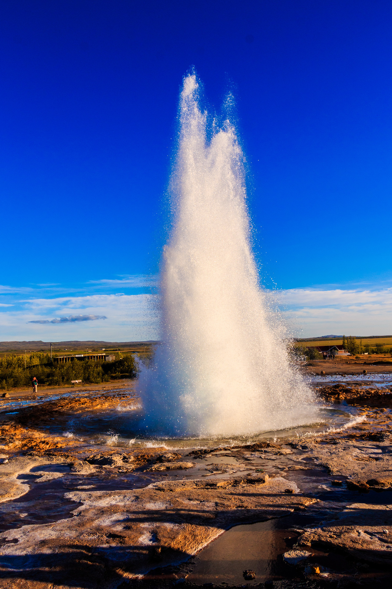 nature-hiking: Strokkur - Iceland, August 2017 photo by nature-hiking 